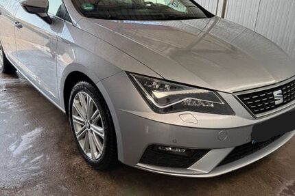 Seat Leon 104.000 km 16.900 &euro; Rheine 48429