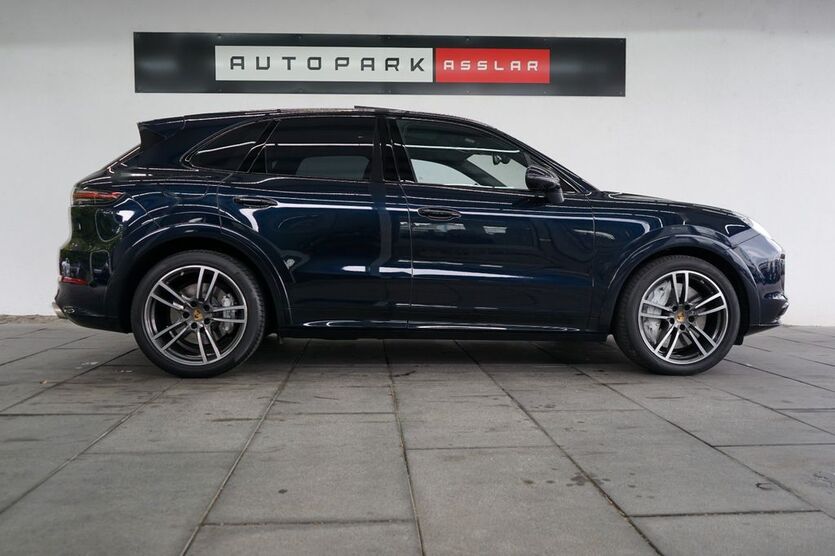 Porsche Cayenne 97.500 km 67.800 € Asslar 35614