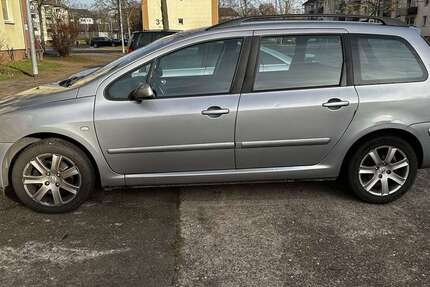 Peugeot 307 185.000 km 699 &euro; Hanau 63457