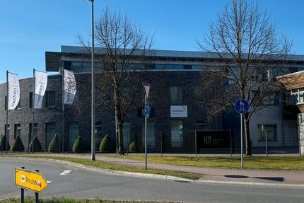 Ein Bürogebäude der besonderen Art! Büro- undoder Geschäftsräume zu vermieten! zimmer