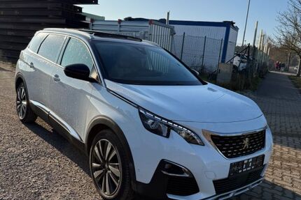 Peugeot 5008 180.000 km 13.200 &euro; Mittenwalde 15749