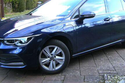 VW Golf 47.500 km 21.700 &euro; Bosau 23715