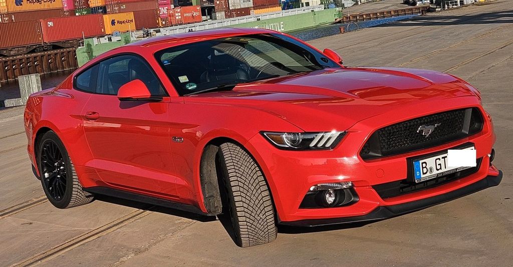 Ford Mustang 84.000 km 32.500 &euro; Berlin 13156