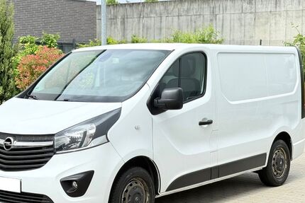 Opel Vivaro 289.000 km 6.999 &euro; Harheim 60437