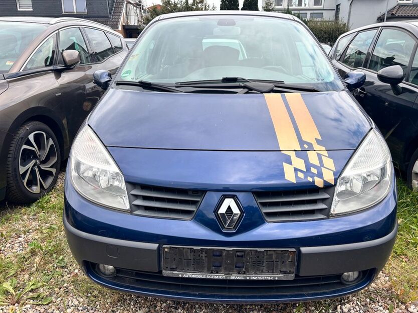 Renault Scenic 180.483 km 2.900 € Lübeck 23568