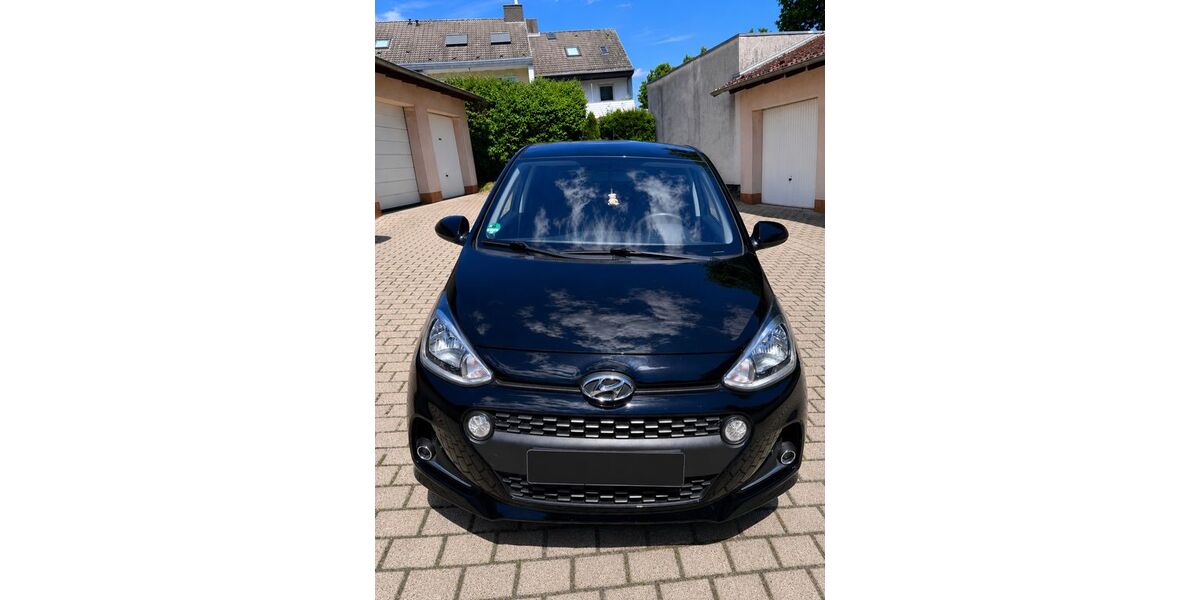 Hyundai i10 15.600 km 9.800 &euro; Kassel 34128