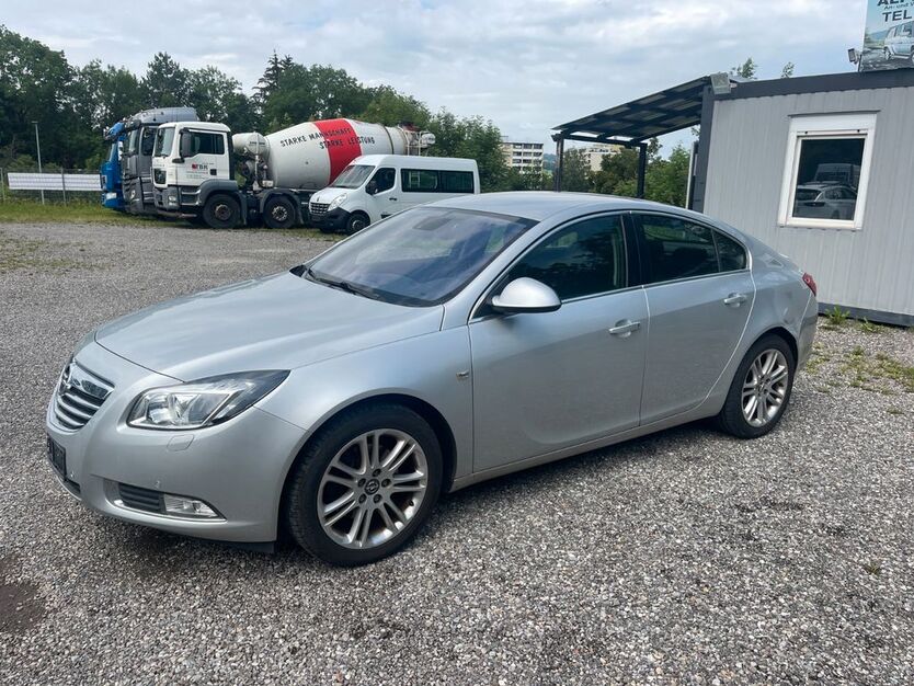 Opel Insignia 178.000 km 3.350 € Durach 87471