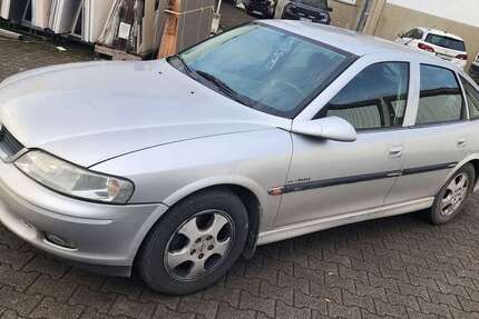 Opel Vectra 48.000 km 1.800 &euro; Ostfildern 73760