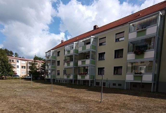 Wohnung zum Kaufen in Königsbrück 75.000 € 64 m²