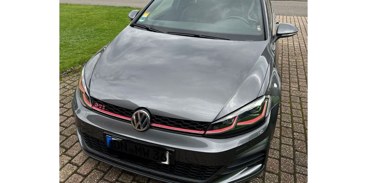 VW Golf 60.000 km 21.200 &euro; Nideggen 52385