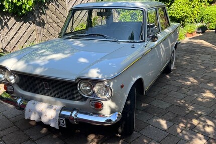 Fiat 1300 27.855 km 12.900 € Gnarrenburg 