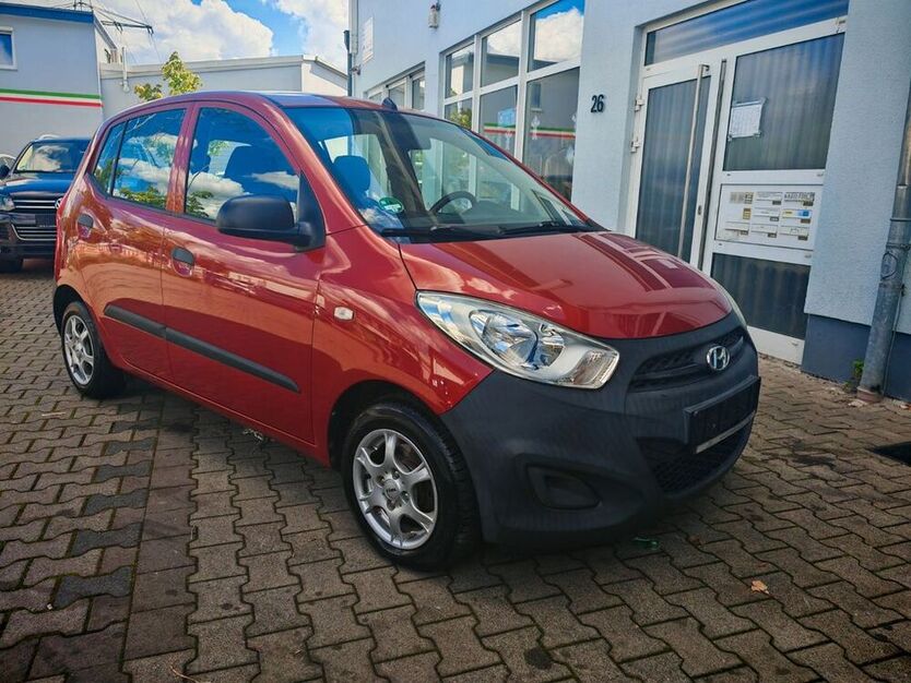 i10