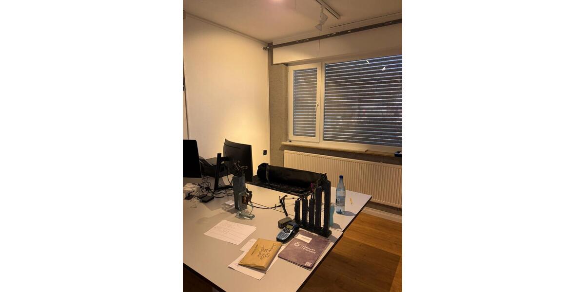 Gewerbeobjekt Lage - 576&euro; | Angebot:25382561