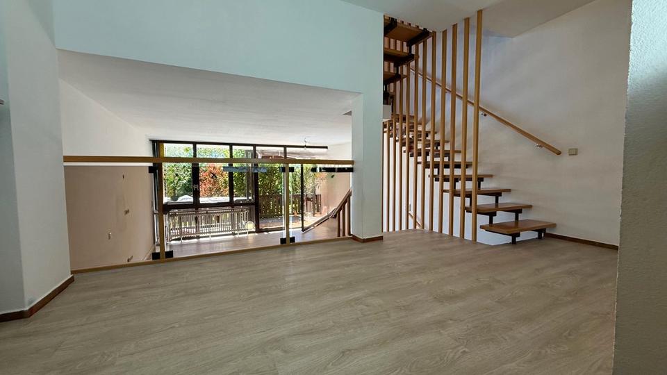 Reihenhaus Kusel - 5 Zimmer, 130 m&sup2;, 1.340&euro; | Angebot:26375486