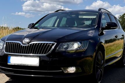 Skoda Superb 313.000 km 6.990 &euro; Bielefeld 33611