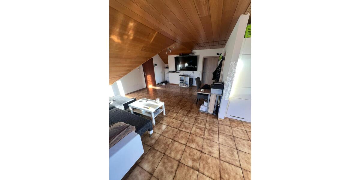 Dachgeschoßwohnung Neuendettelsau - 2 Zimmer, 68 m&sup2;, 160.000&euro; | Angebot:26165636