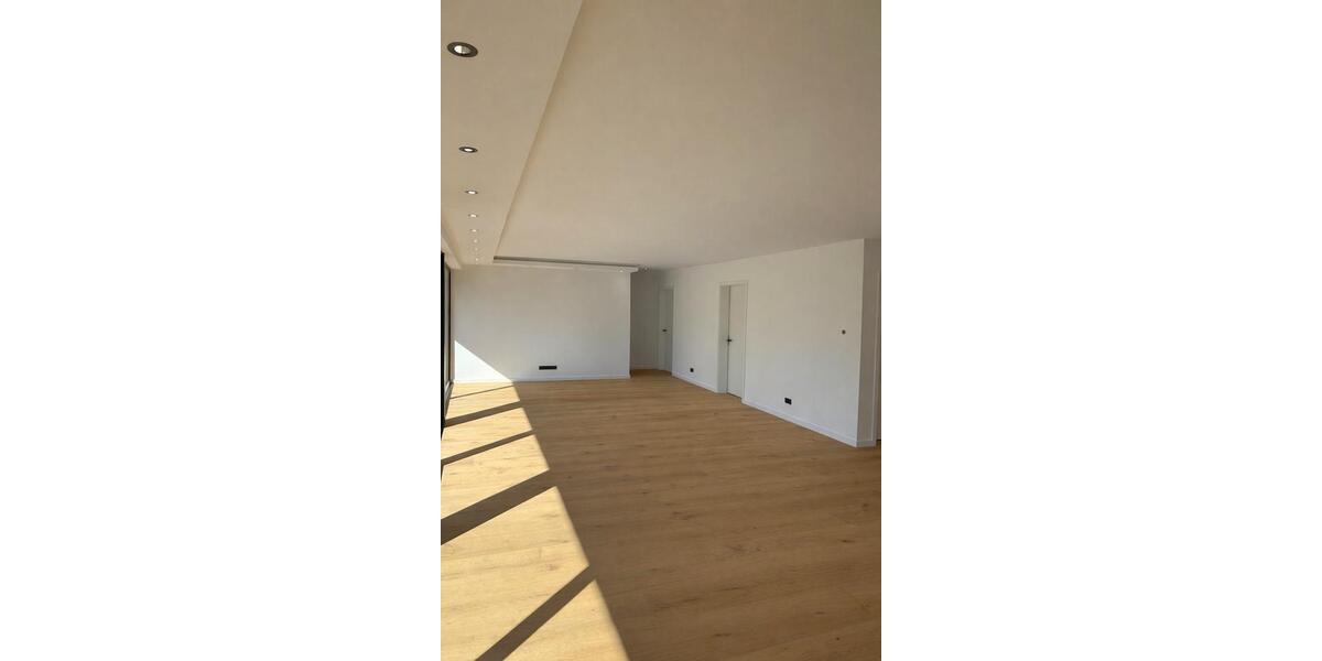 Erdgeschoßwohnung Detmold Hiddesen - 3 Zimmer, 134 m&sup2;, 550.000&euro; | Angebot:26545253