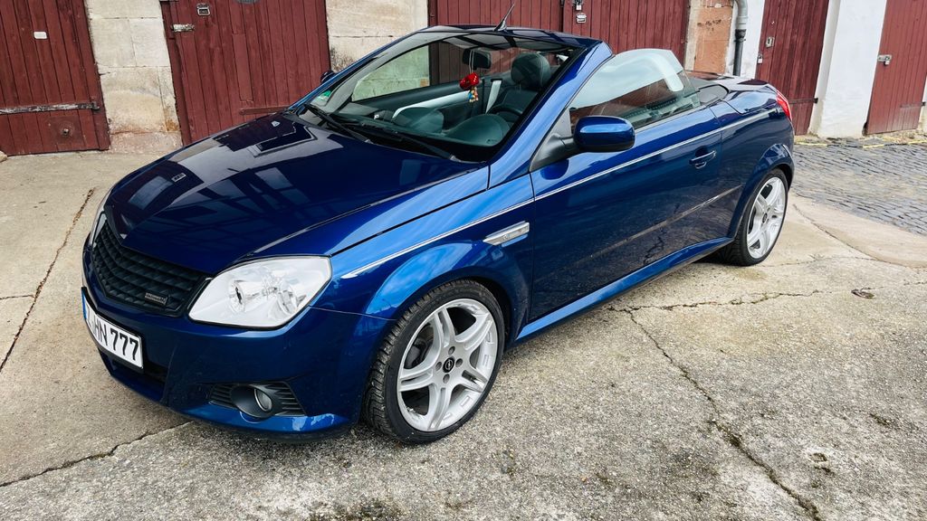 Opel Tigra 81.535 km 5.950 &euro; Niedenstein 34305