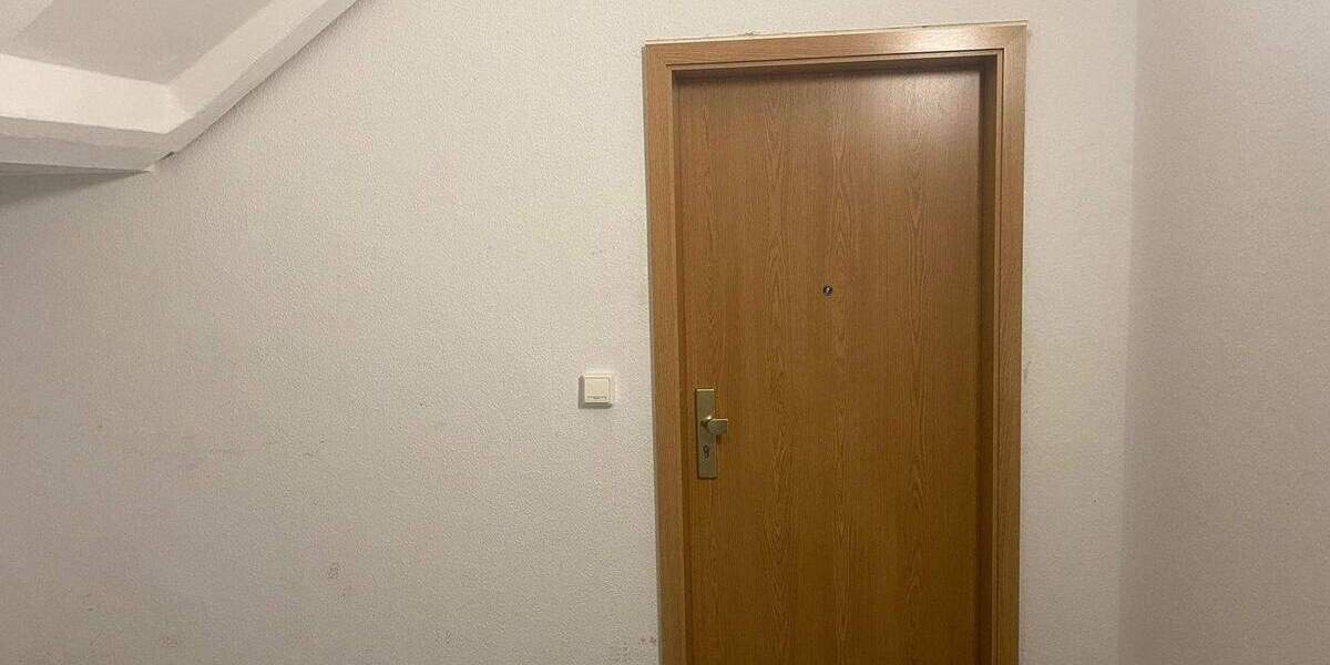 Zimmer Halle (Saale) Nördliche Neustadt - 3 Zimmer, 57 m&sup2;, 345&euro; | Angebot:26343851