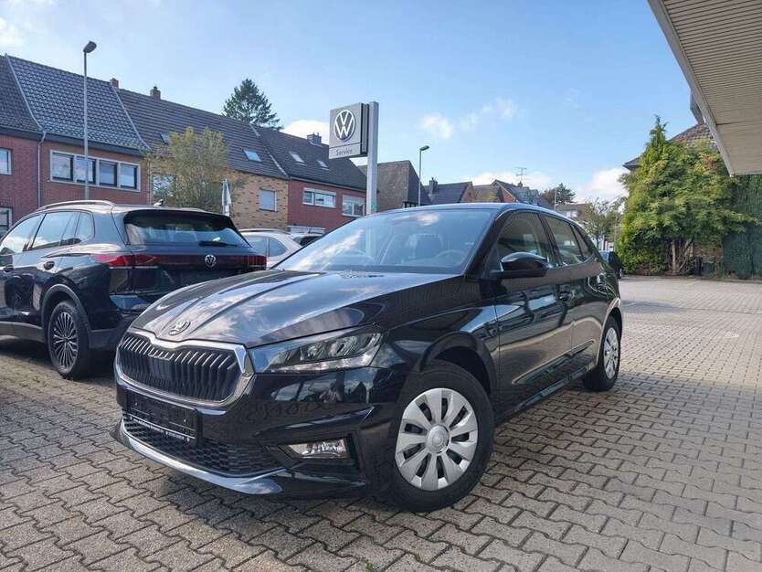 Skoda Fabia 4.200 km 17.900 € Grevenbroich 41516