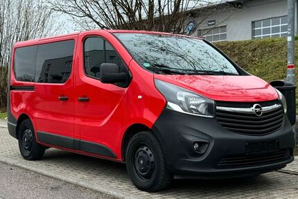Opel Vivaro 198.500 km 11.900 &euro; Kraichtal 76703
