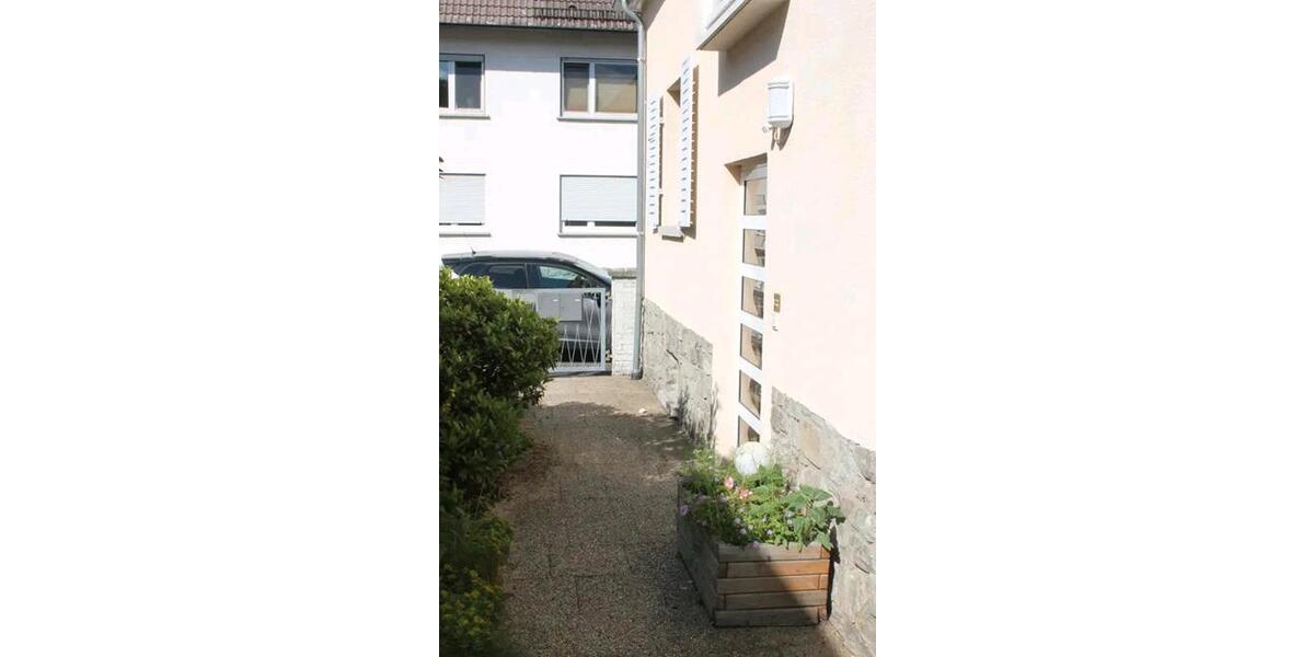 Dachgeschoßwohnung Friedrichsdorf - 1 Zimmer, 59 m&sup2;, 770&euro; | Angebot:26169513