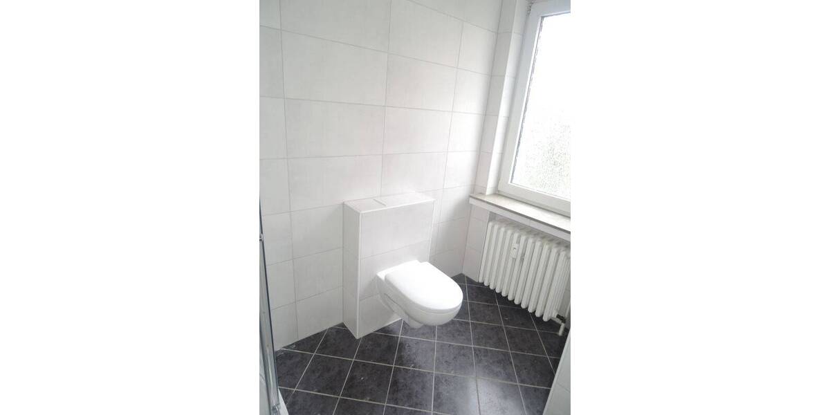 Etagenwohnung Northeim - 4 Zimmer, 98 m&sup2;, 600&euro; | Angebot:26346953