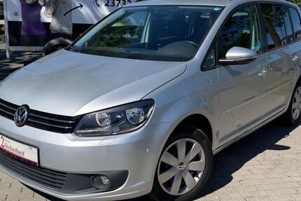 VW Touran 104.000 km 11.990 &euro; Schleswig 24837