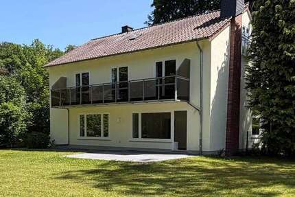 Haus Gütersloh Kattenstroth - 8 Zimmer, 198 m&sup2;, 1.890&euro; | Angebot:26887793