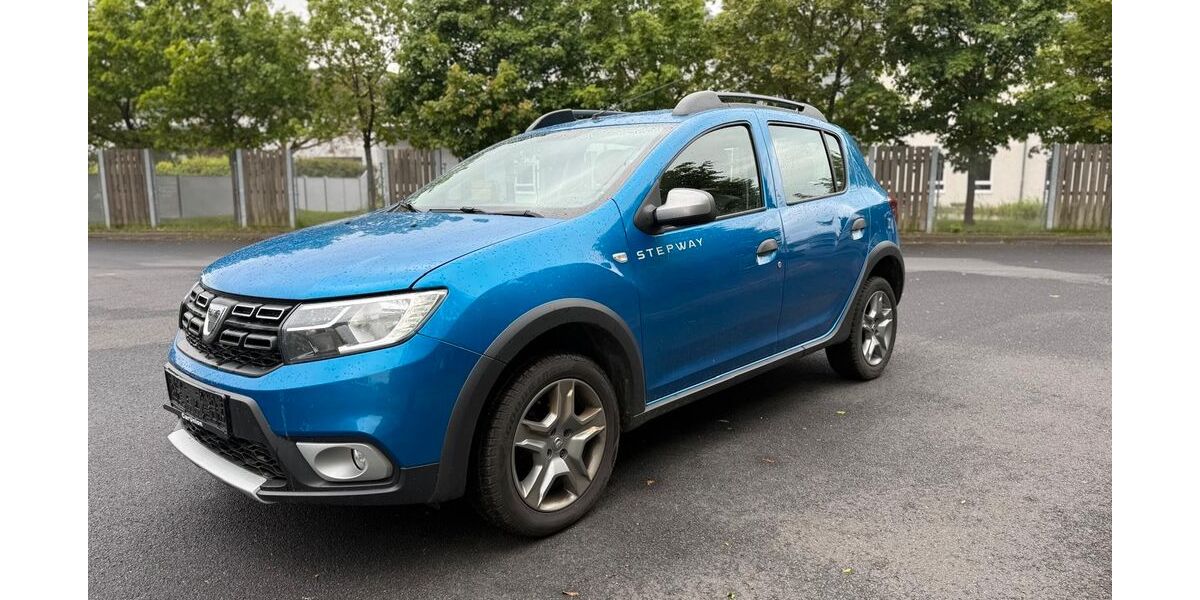 Dacia Sandero 145.000 km 4.990 &euro; Drei Gleichen OT Günthersleben 99869