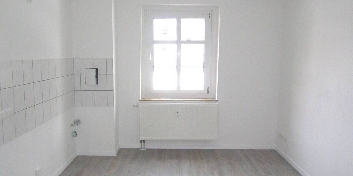 Etagenwohnung Zwickau Bahnhofsvorstadt - 1 Zimmer, 40 m&sup2;, 240&euro; | Angebot:26683974