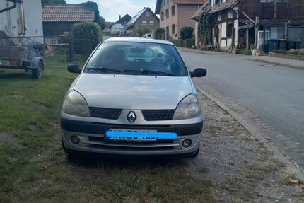 Renault Clio 206.000 km 555 € Höxter 37671