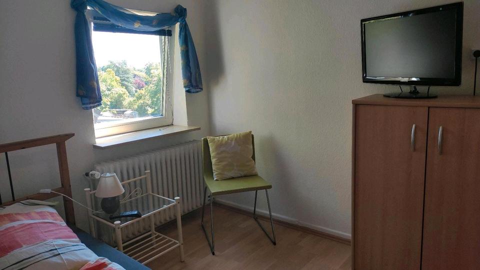 Dachgeschoßwohnung Wilhelmshaven Altengroden - 3 Zimmer, 50 m&sup2;, 57.000&euro; | Angebot:26869032