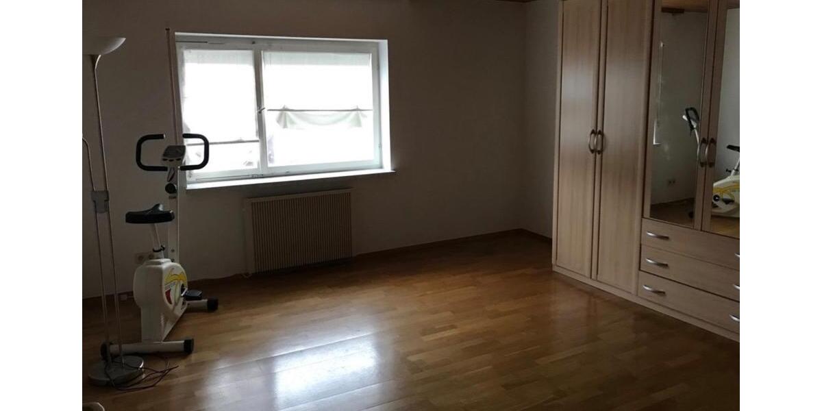 Etagenwohnung Bad Dürrheim - 4 Zimmer, 100 m&sup2;, 500&euro; | Angebot:26293140