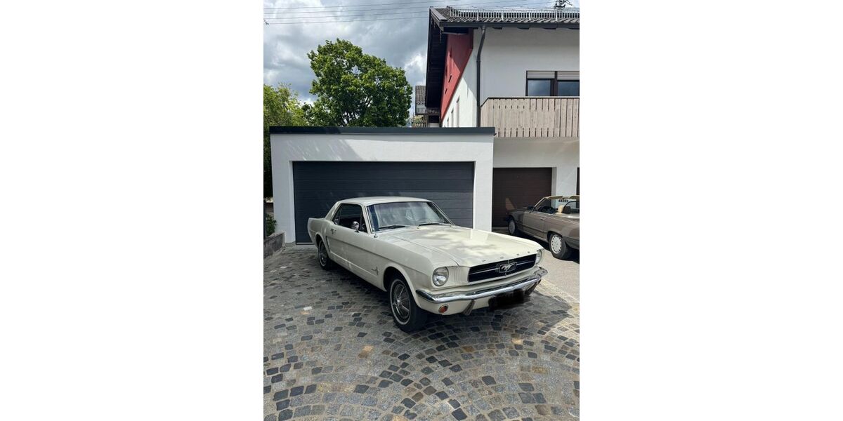 Ford Mustang 144.000 km 26.669 &euro; Höhenkirchen-Siegertsbrunn 85635