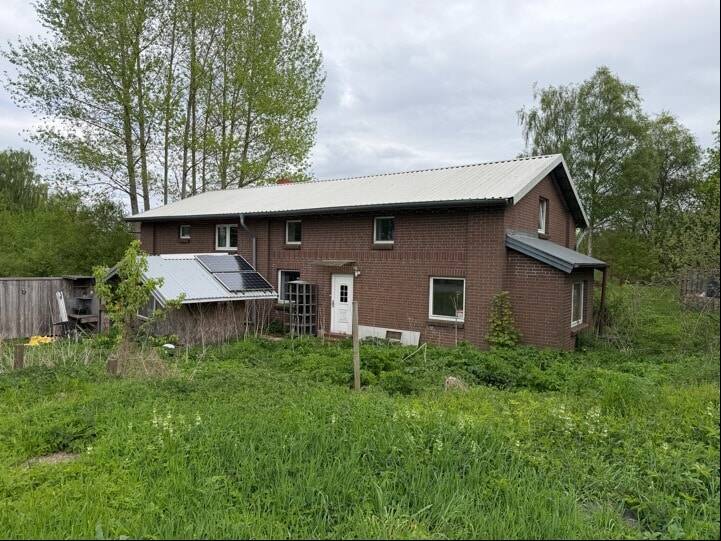 Mehrfamilienhaus, Wohnhaus Gaushorn - 6 Zimmer, 156 m&sup2;, 145.000&euro; | Angebot:25679710