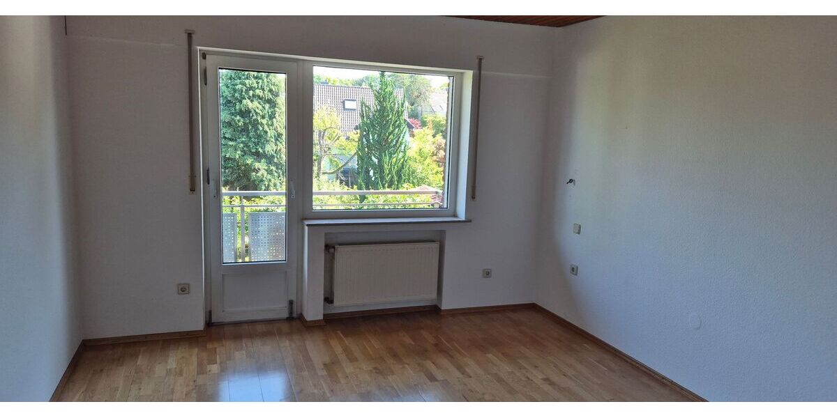 Großzügiges Einfamilienhaus mit Einliegerwohnung und traumhaftem Garten - Einfamilienhaus Leverkusen Bergisch Neukirchen | Angebot:27204833