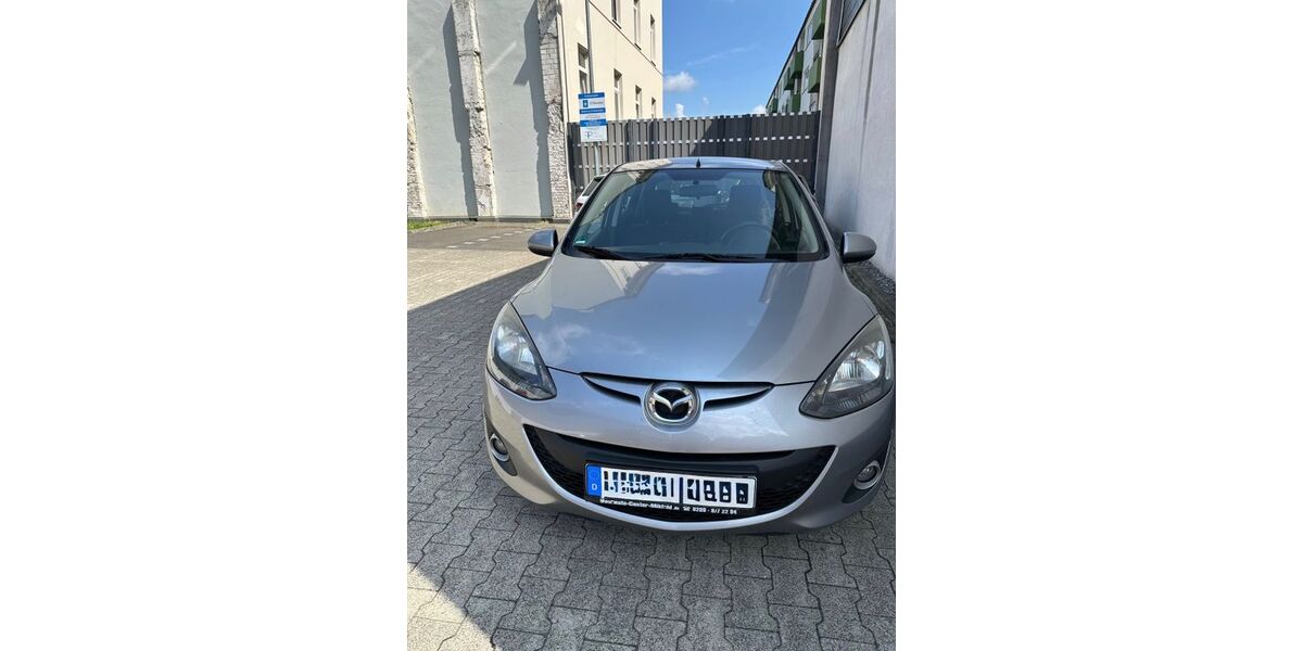 Mazda 2 79.000 km 5.500 &euro; Köln 50823