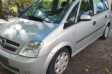 Opel Meriva 228.000 km 990 € Düsseldorf 40225