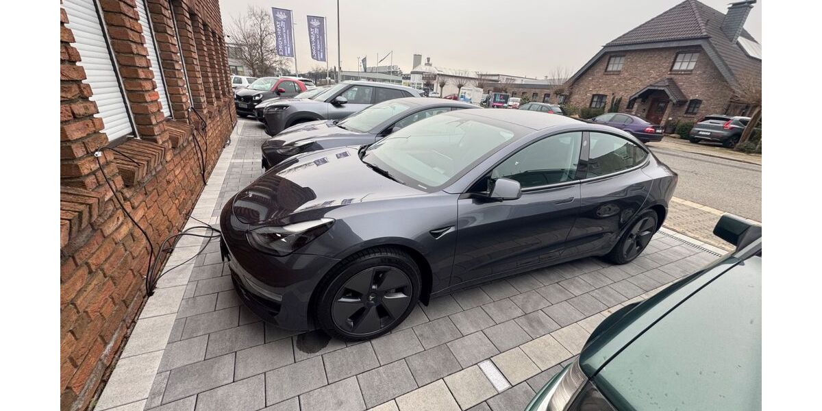 Tesla Model 3 50.000 km 33.000 &euro; Moers 47441