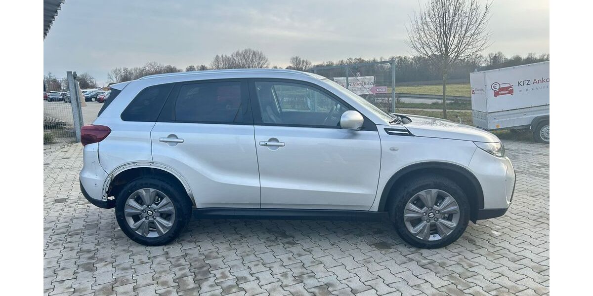 Suzuki Vitara 2.977 km 17.999 &euro; Köfering 93096