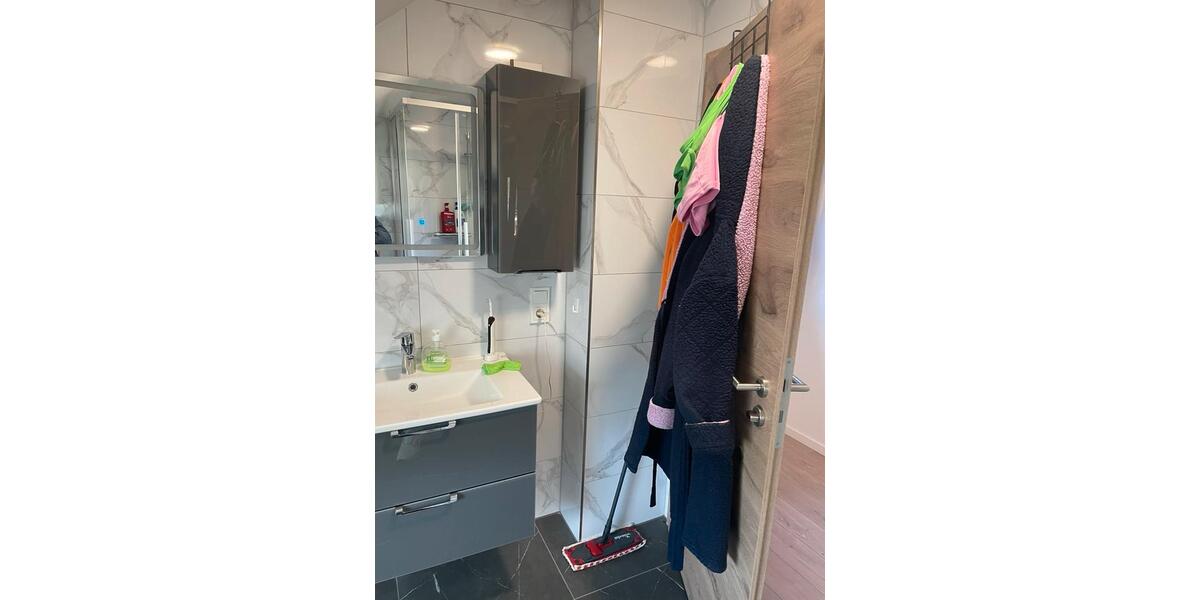 Dachgeschoßwohnung Trier Nord - 2 Zimmer, 55 m&sup2;, 650&euro; | Angebot:26326908