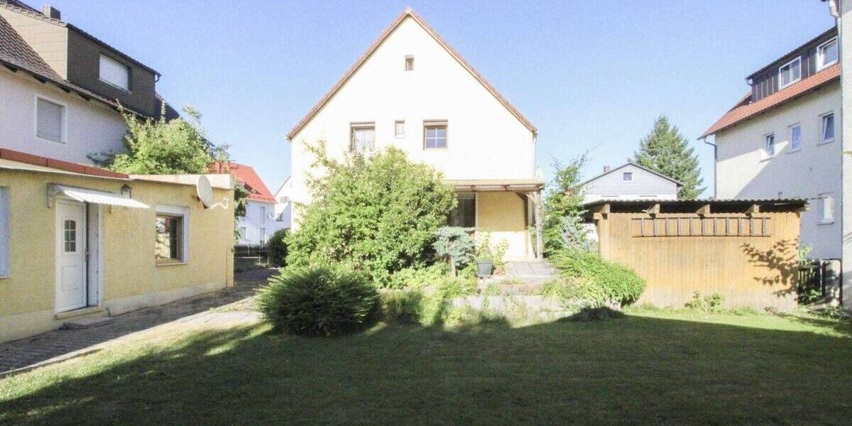 Einfamilienhaus Schwandorf Krondorf - 7 Zimmer, 130 m&sup2;, 299.000&euro; | Angebot:26161072