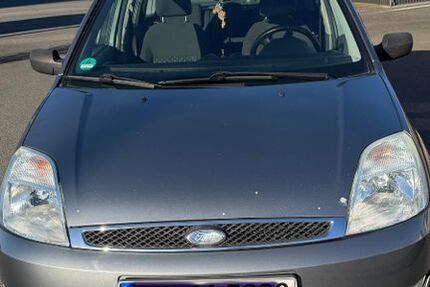 Ford Fiesta 195.000 km 1.690 &euro; Lotte 49504