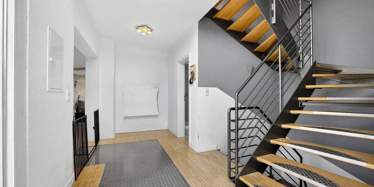 Mehrfamilienhaus, Wohnhaus Püttlingen - 8 Zimmer, 325 m&sup2;, 594.000&euro; | Angebot:26410266