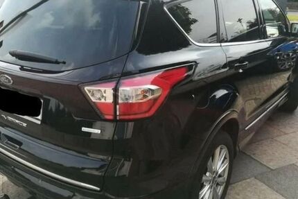 Ford Kuga 97.000 km 17.600 &euro; Lübeck 23560