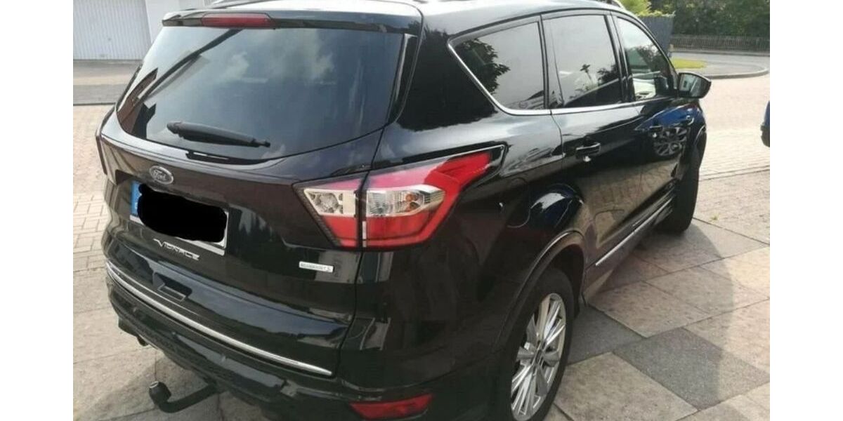 Ford Kuga 97.000 km 17.600 &euro; Lübeck 23560