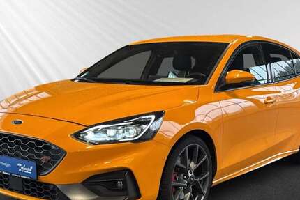 Ford Focus 42.000 km 23.990 € Oberhausen 46145