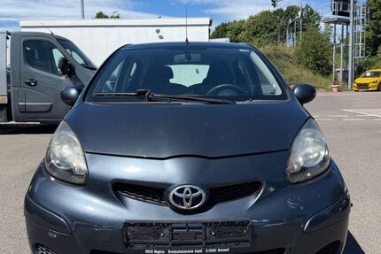 Toyota Aygo (X) 108.000 km 1.490 &euro; Merzig 66663