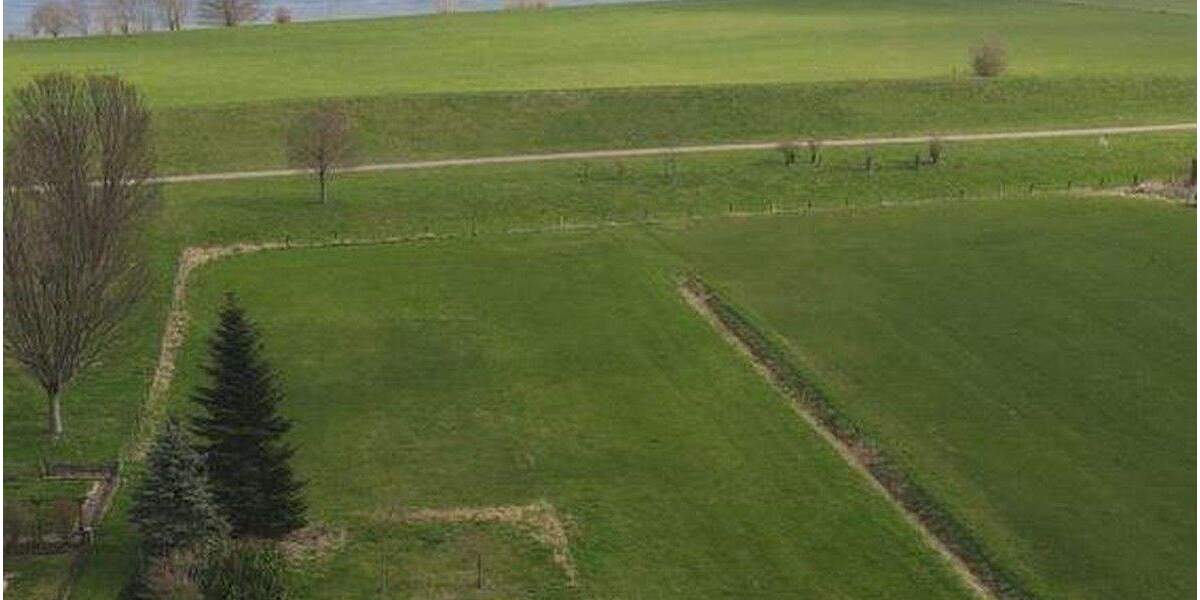 Mit Rheinblick. 1000 qm bis 9500 qm großes Baugrundstück. zimmer